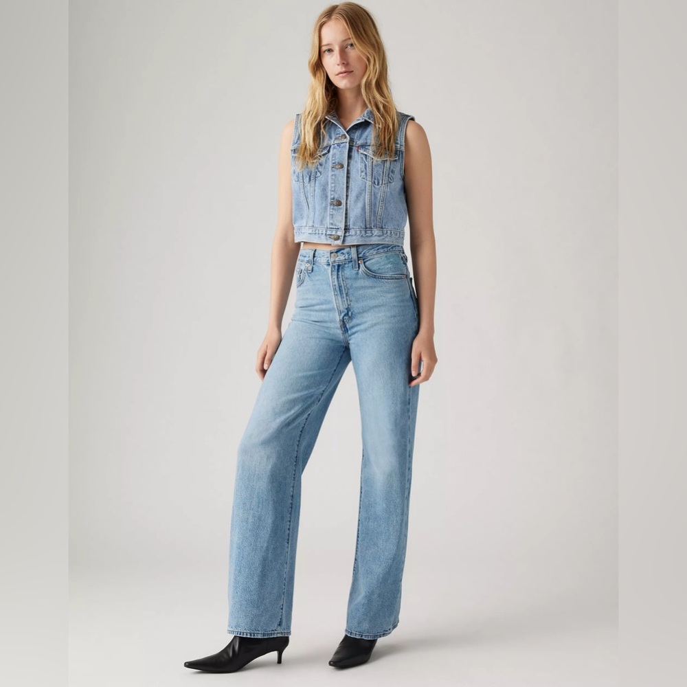 Ribcage Wide Leg
Women's Jeans
Color: Far And Wide
30x30
Worn once, like new